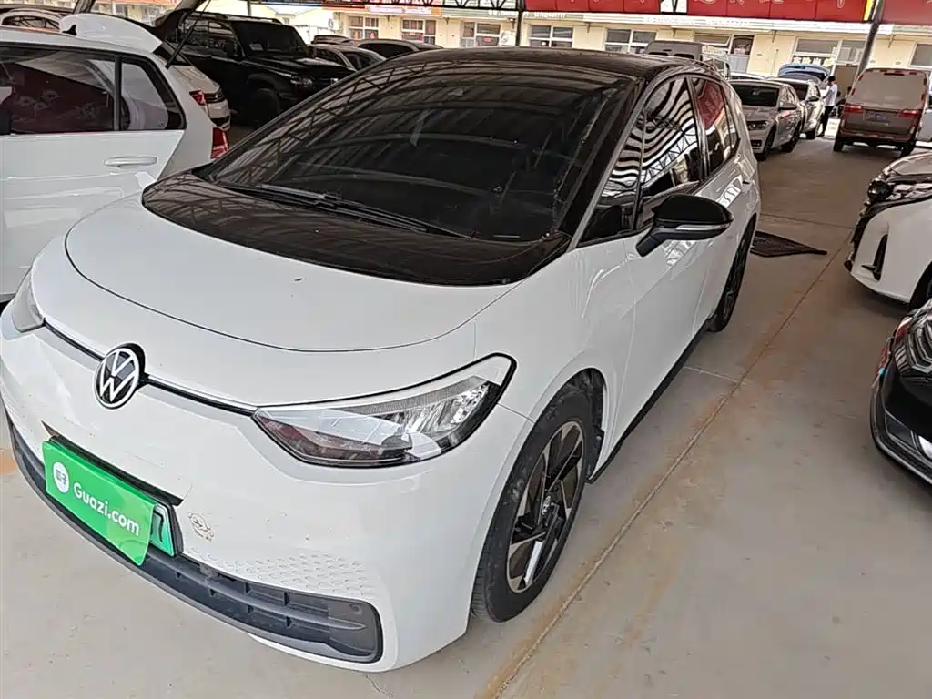 Volkswagen ID.3 2024 Pure Smart Edition фото 2