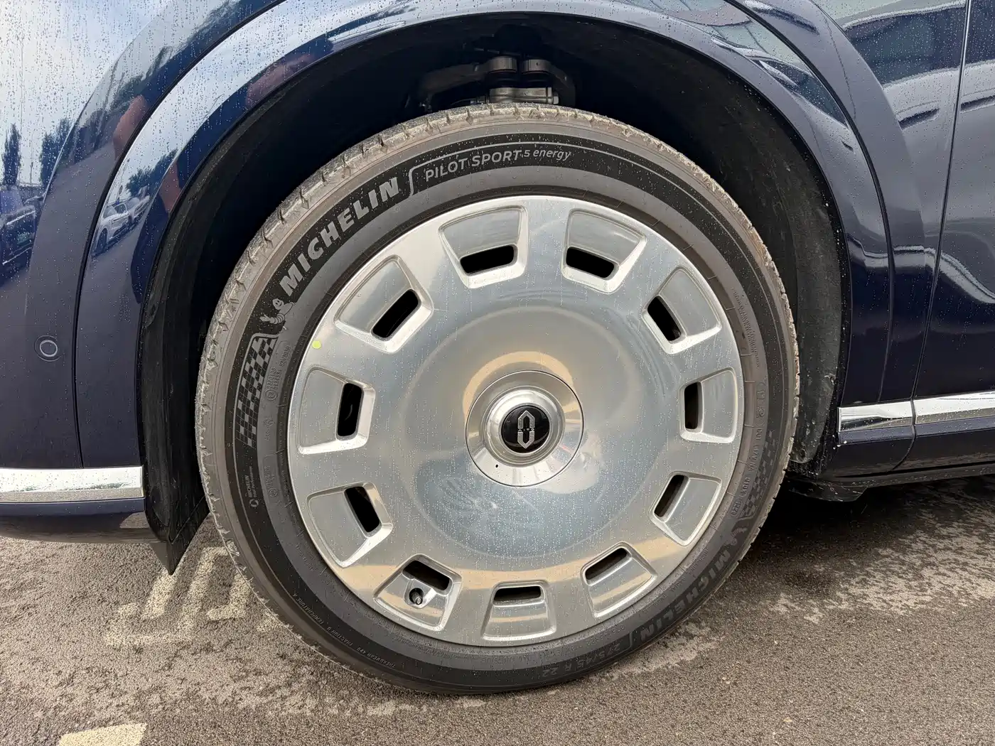 AITO Wenjie AITO M9 2026