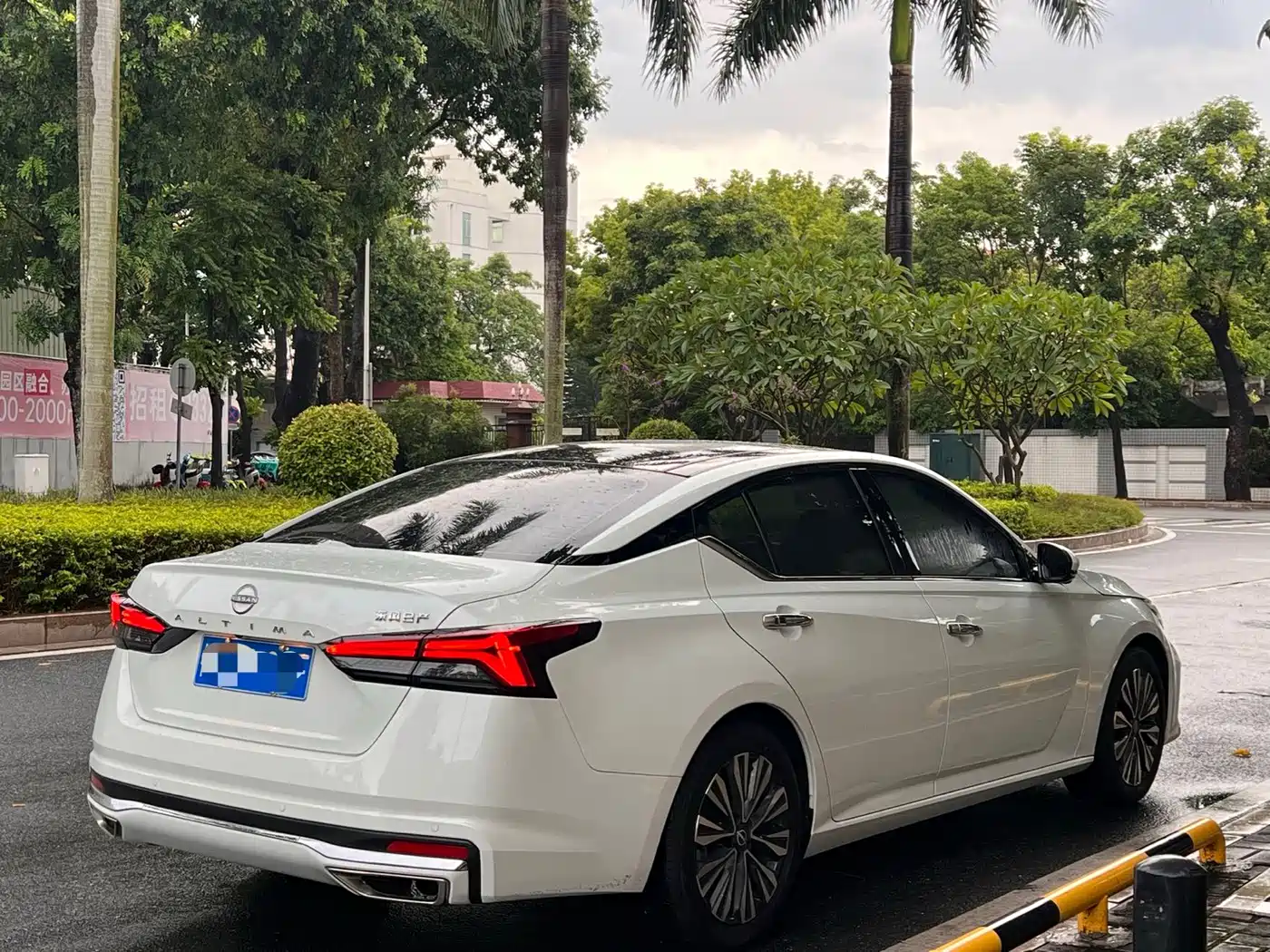 Nissan Teana 2025 2022 2.0L XL-Upr Premium Edition