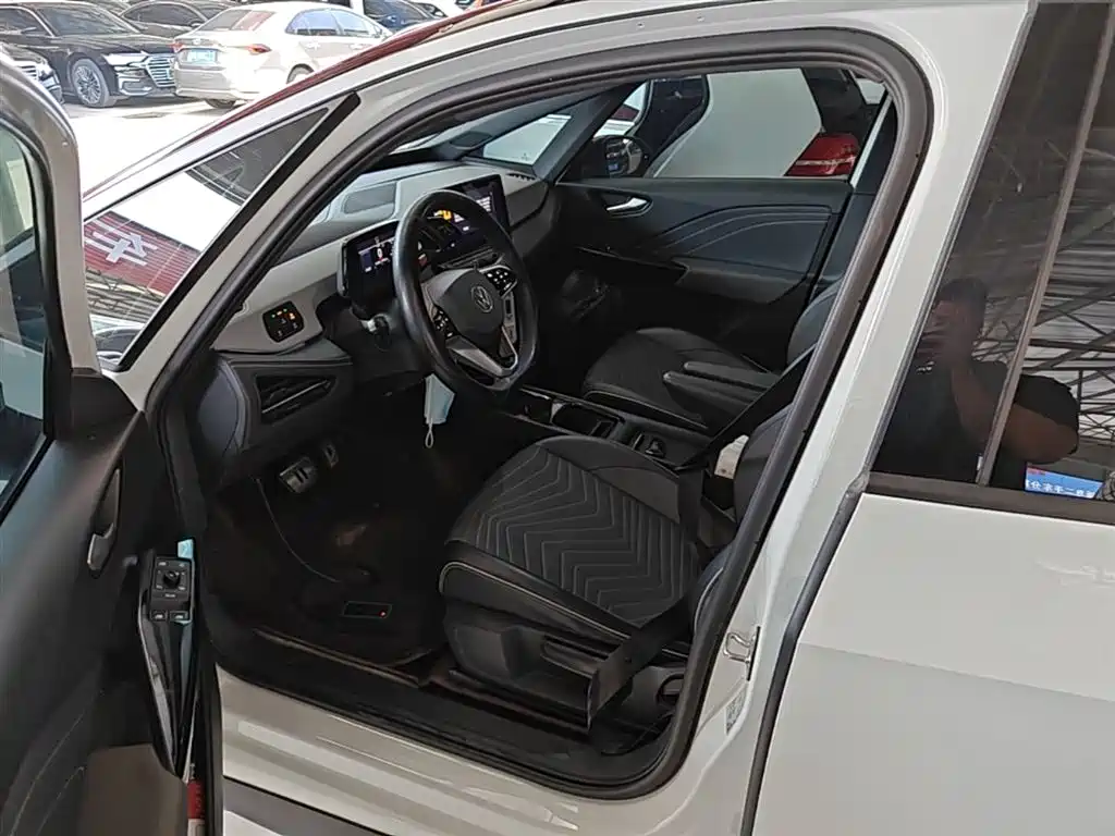 Volkswagen ID.3 2024 Pure Smart Edition фото 15