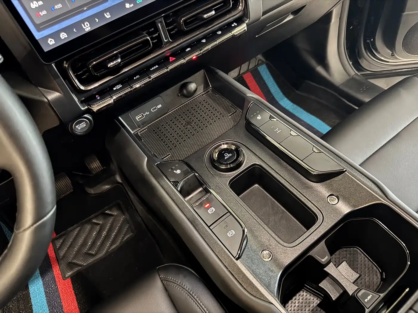 Haval Menglong 2025 2025 2.0T 4WD Pro