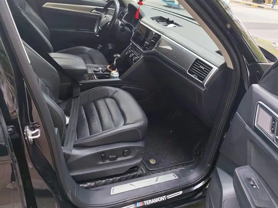Volkswagen Teramont 2020 380TSI 4WD Luxury Edition China VI фото 8