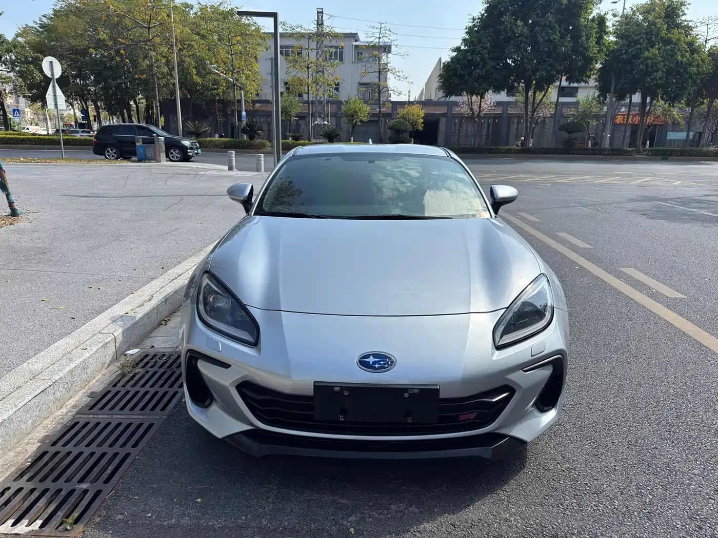 Subaru BRZ 2022 2.4L Manual фото 2