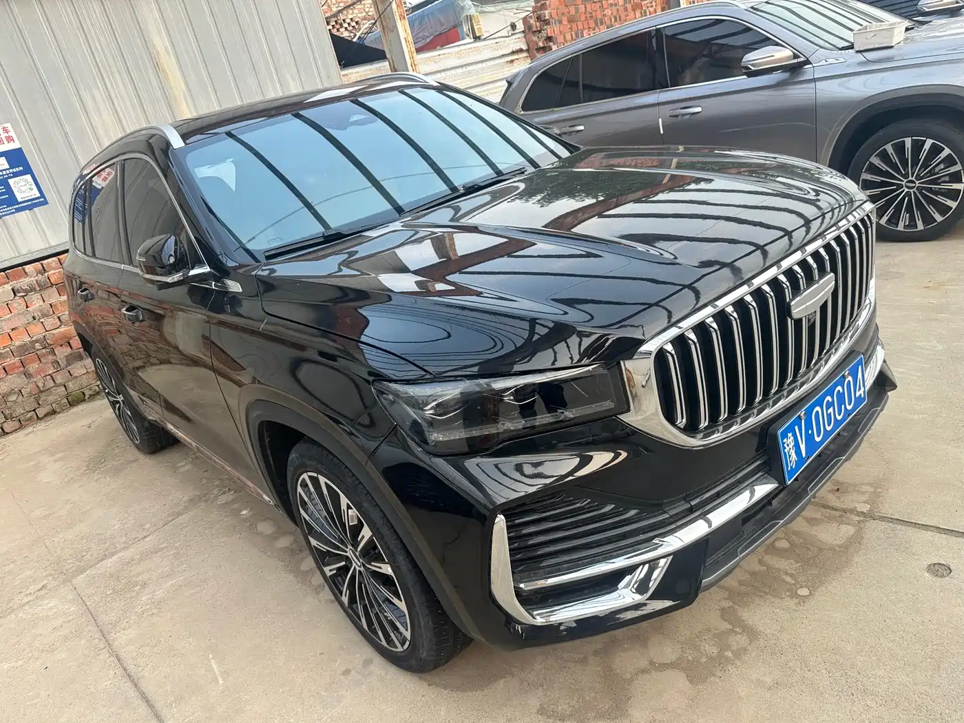 Фото 3 - Geely Xingyue L
