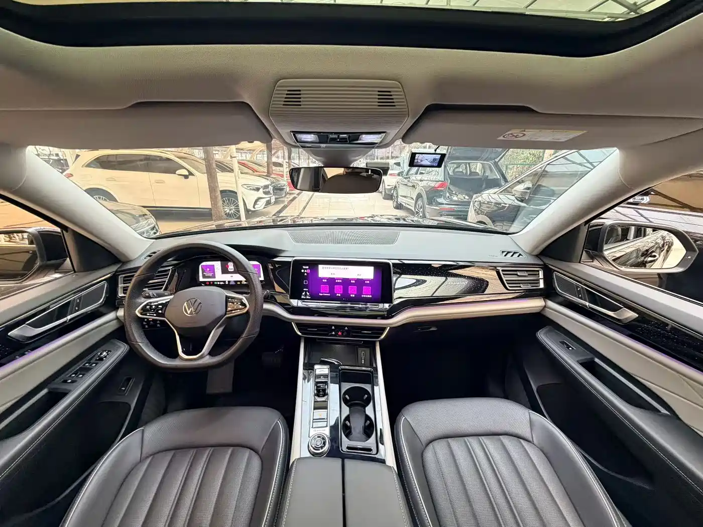 Volkswagen Teramont 2023 380TSI AWD Premium Luxury Edition фото 9