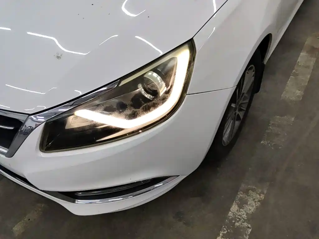 Chery Arrizo 7 2016 2016 1.6L CVT Fashion