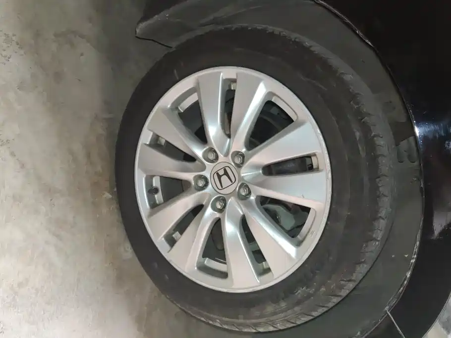 Фото 6 - Honda Accord