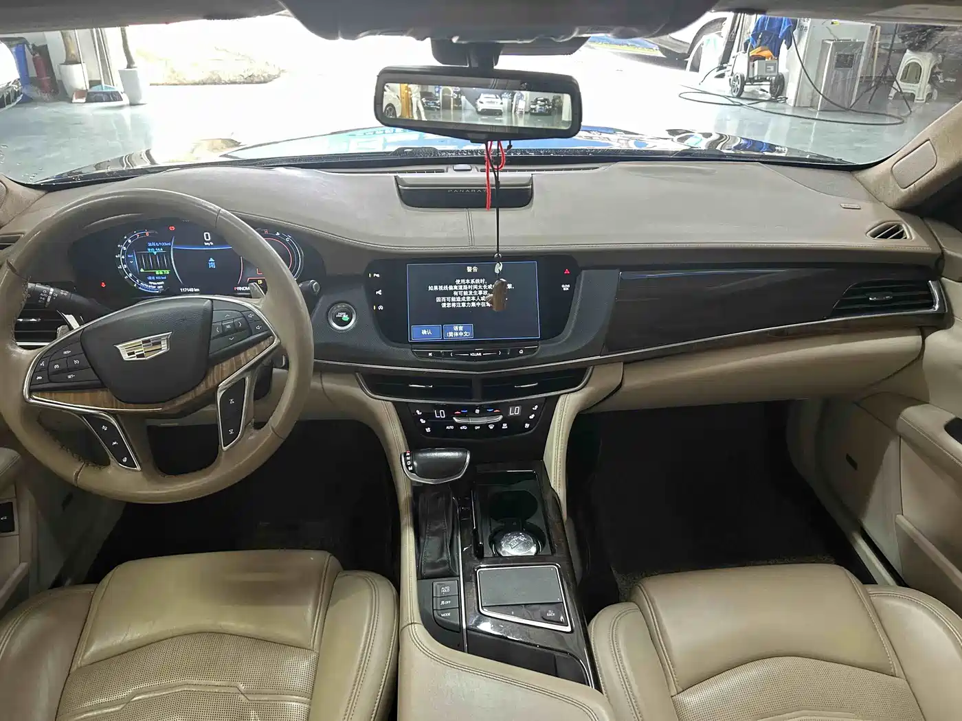 Cadillac CT6 2016 28T Platinum Edition фото 8