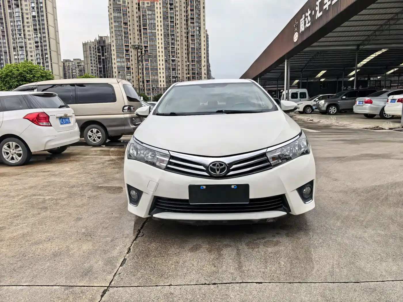 Toyota Corolla 2014 1.6L CVT GL фото 2