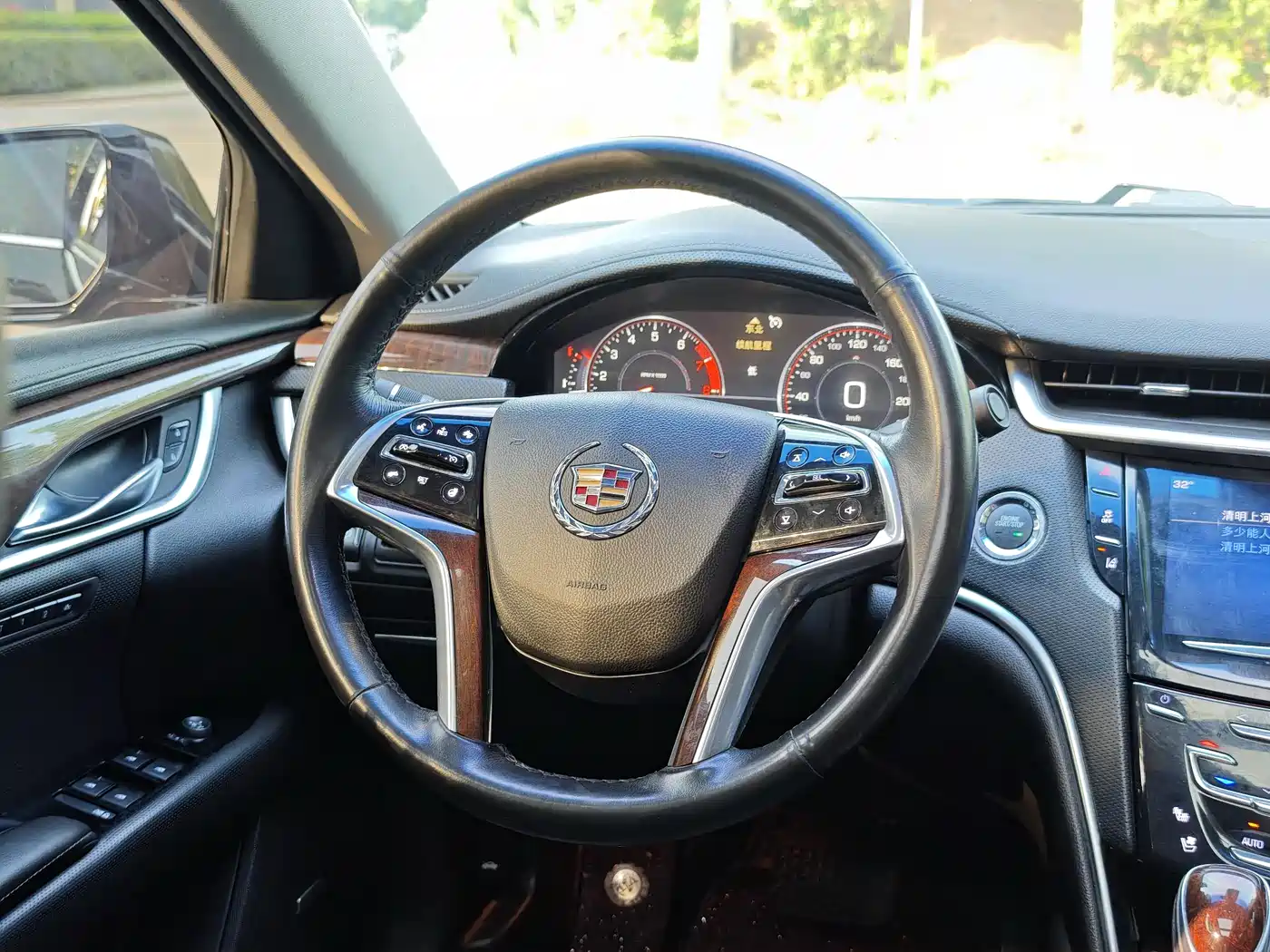 Cadillac XTS 2013 28T Luxury фото 4