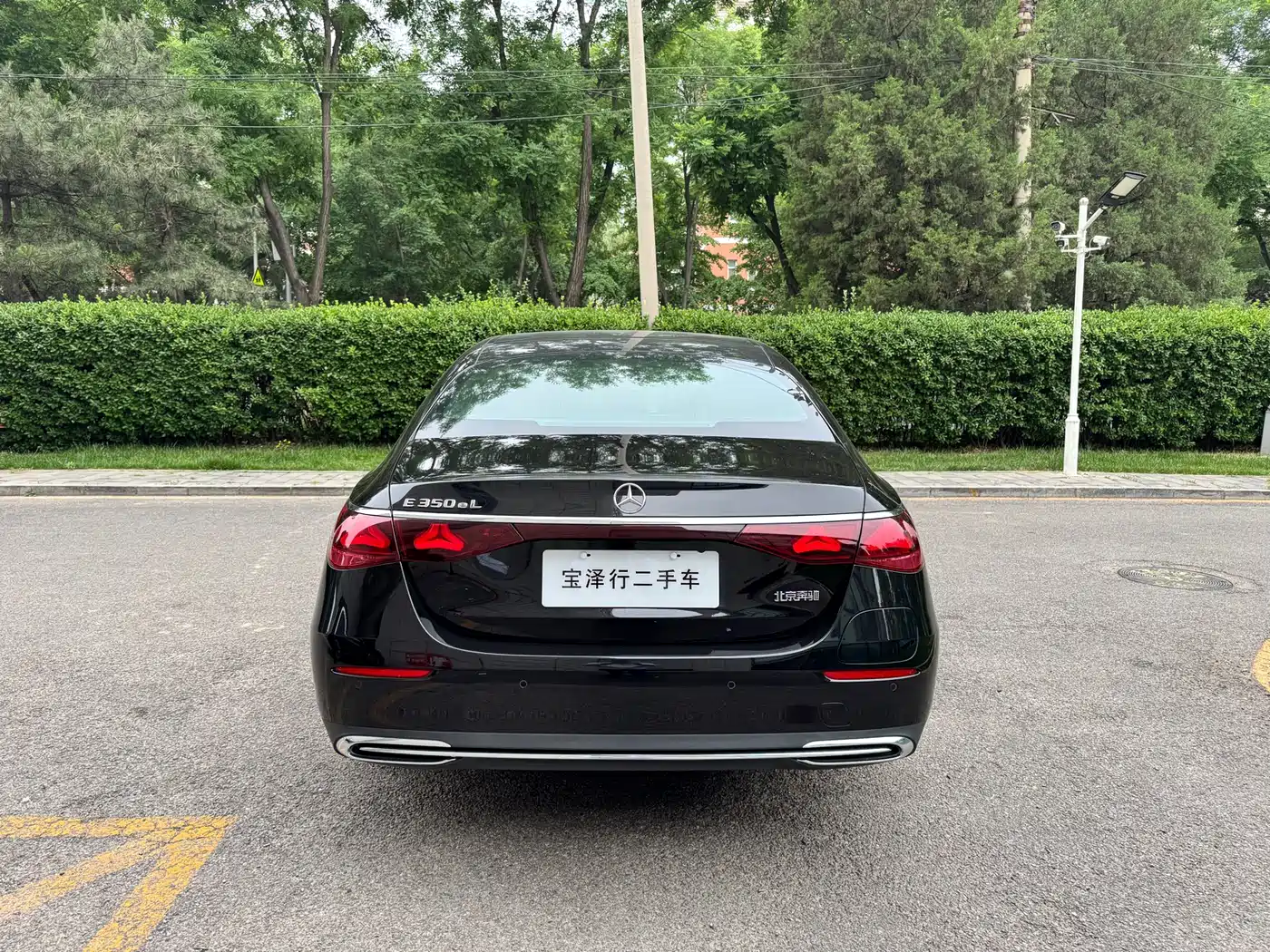 Mercedes-Benz E-Class New Energy 2024 E 350 e L Plug-in Hybrid Sedan фото 4