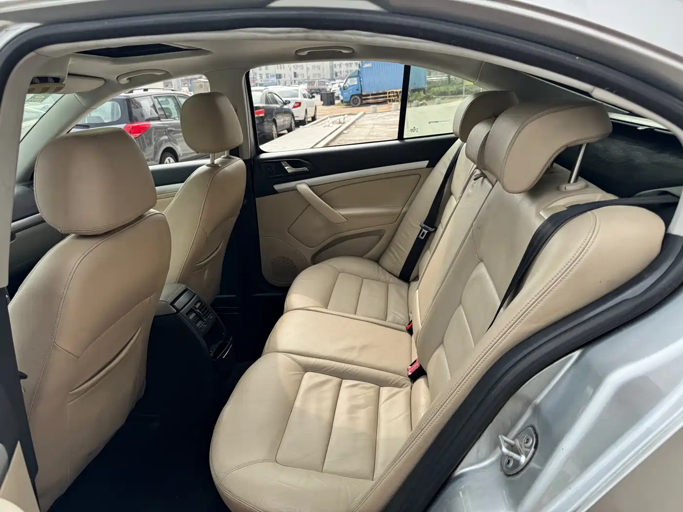 Škoda Octavia 2012 1.4TSI DSG Yijun Edition фото 5