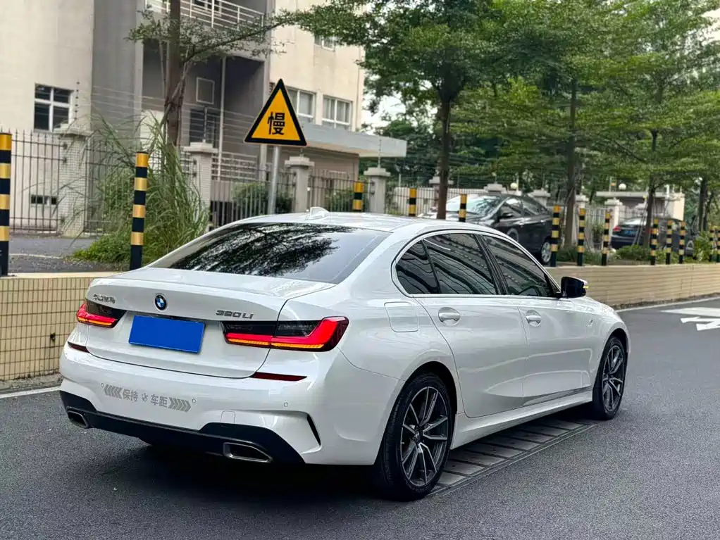 Фото 5 - BMW 3 Series