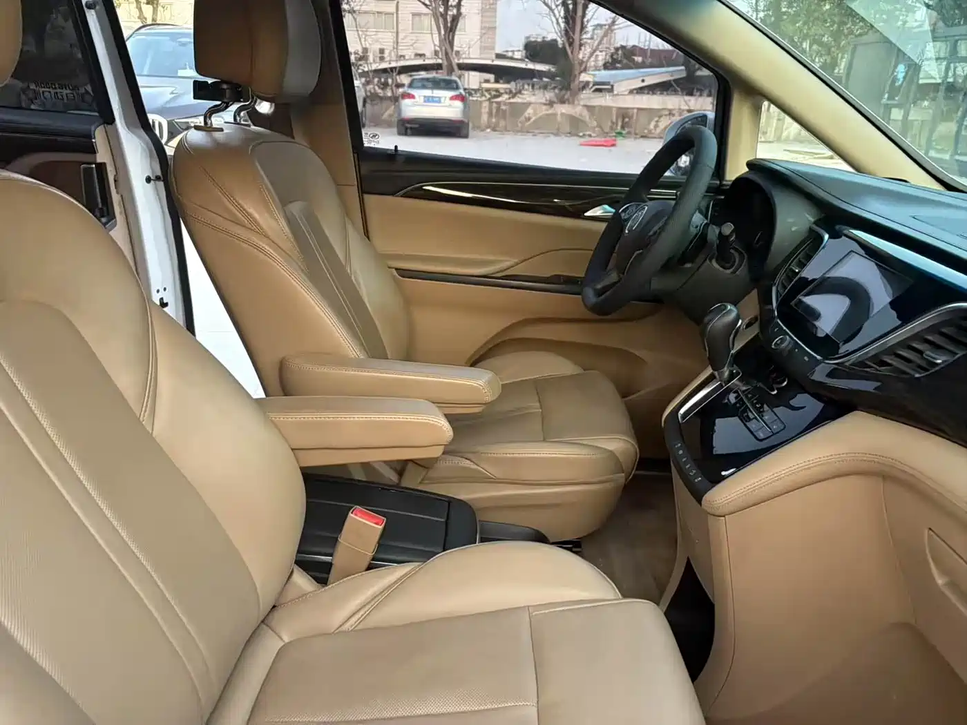 Buick GL8 2020 Model Land Business Class 652T Comfort фото 7