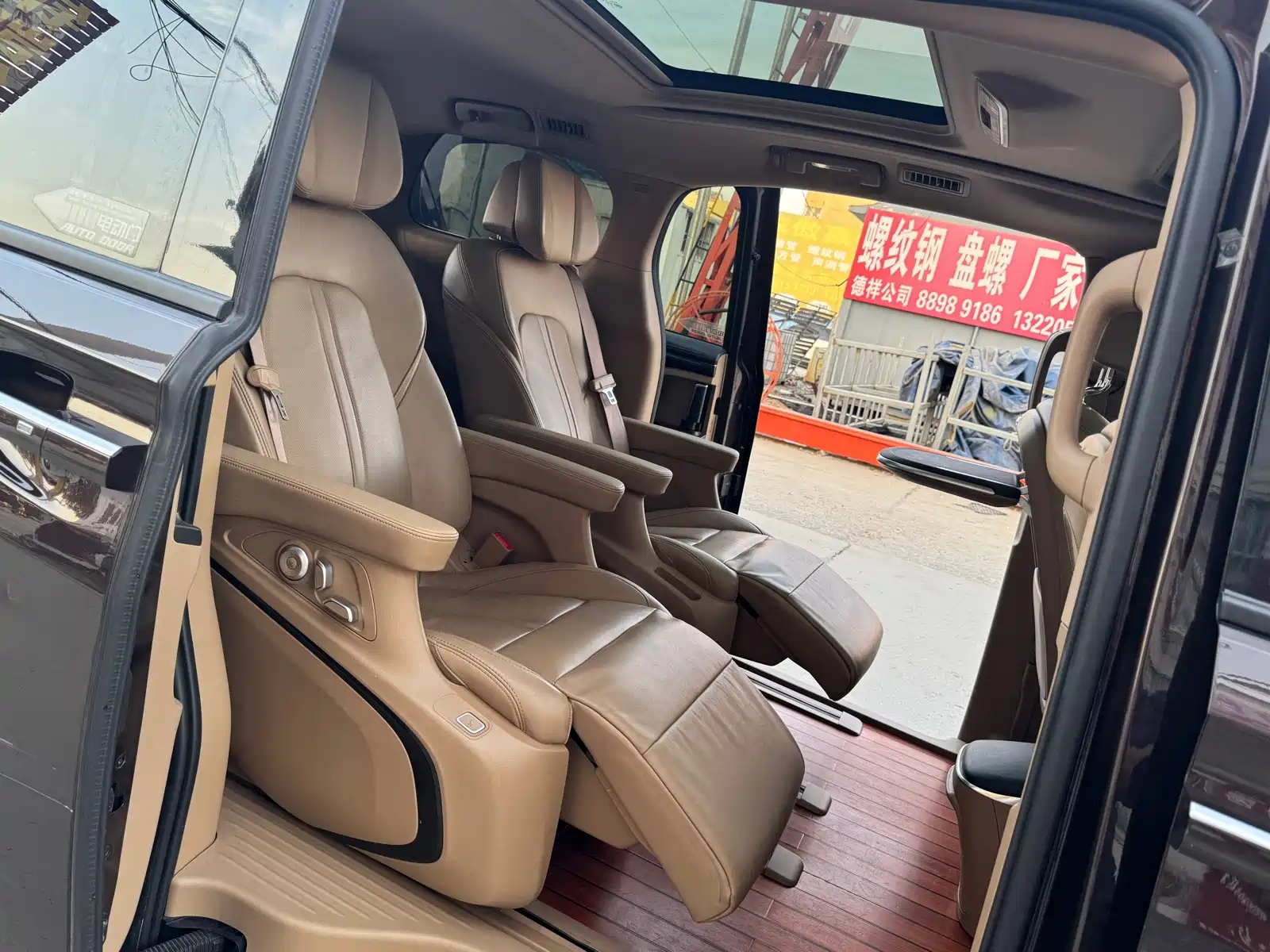 Фото 9 - Buick GL8