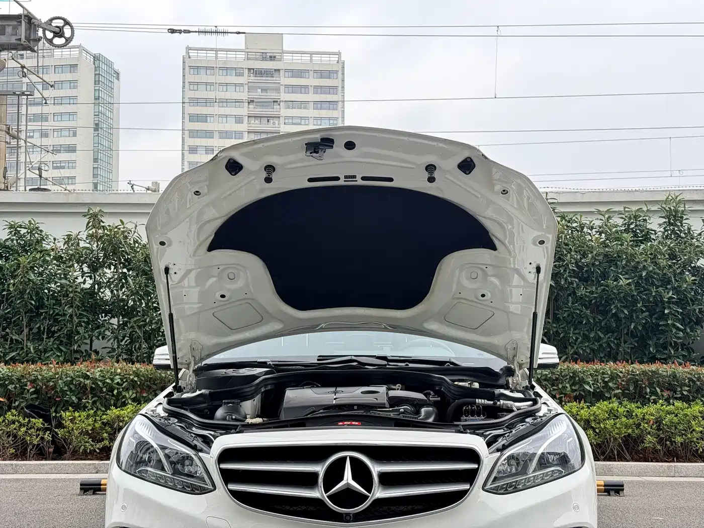 Mercedes-Benz E-Class 2015 E 260 L Sport фото 34