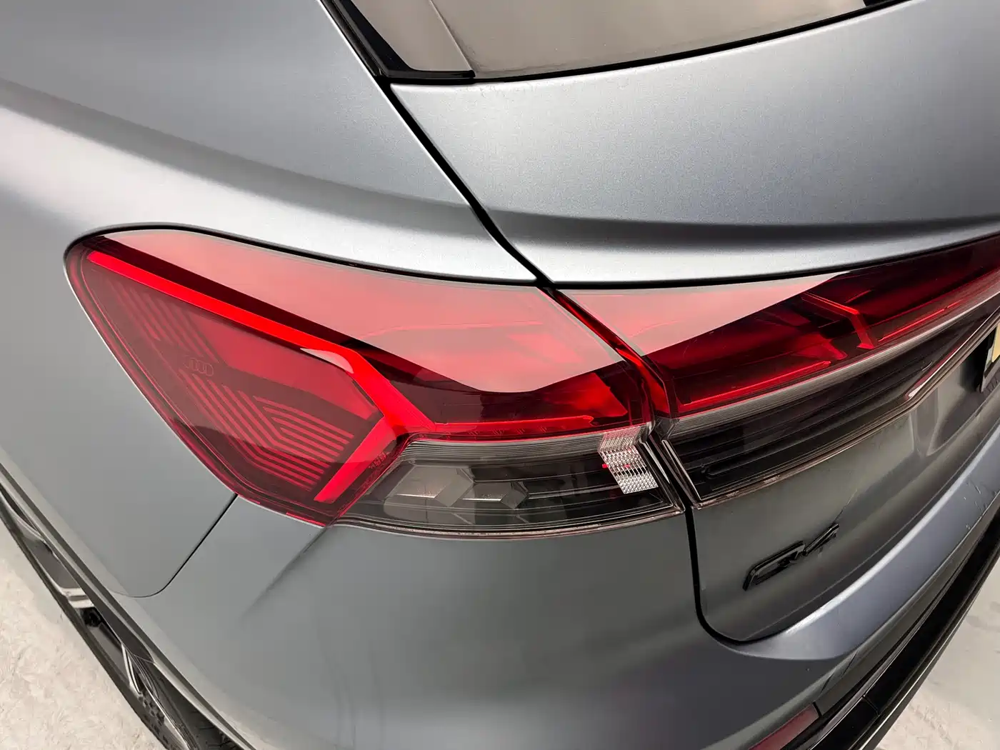 Audi Q4 e-tron 2022 40 e-tron First Edition фото 8
