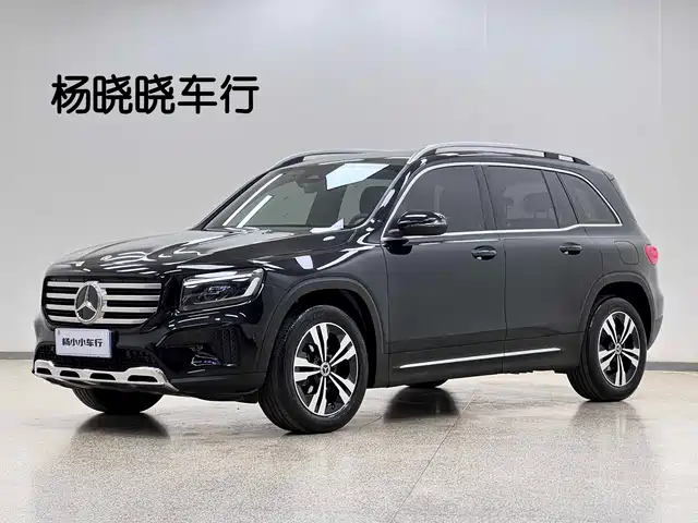 MERCEDES-BENZ GLB