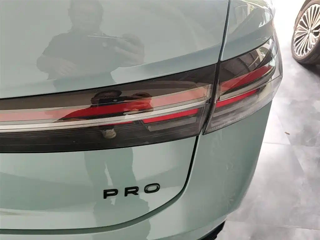 Volkswagen Passat 2025 Model Pro 380TSI Starlight Dragon Premium Edition фото 24