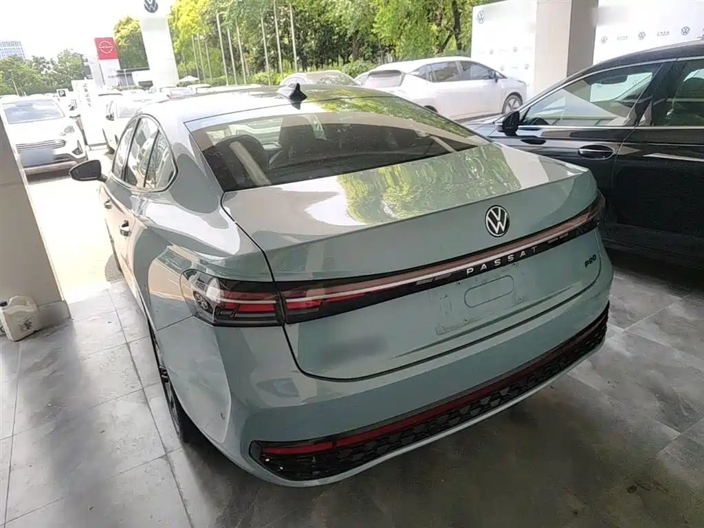 Volkswagen Passat 2025 Model Pro 380TSI Starlight Dragon Premium Edition фото 23