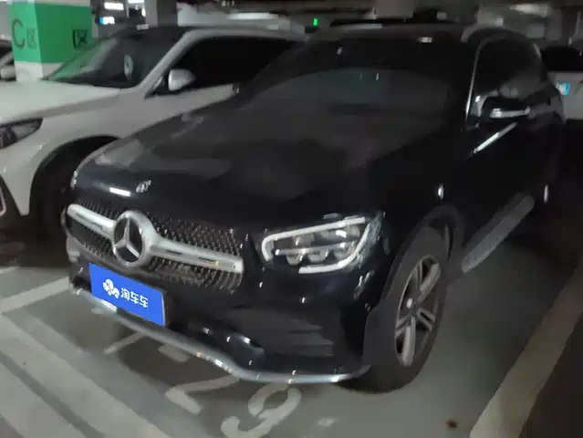 MERCEDES-BENZ GLC