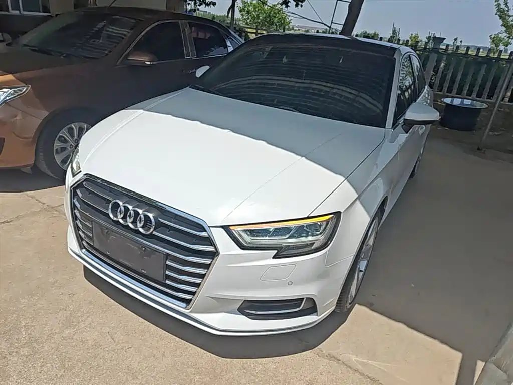 Audi A3 2019 Limousine 35 TFSI Style China V