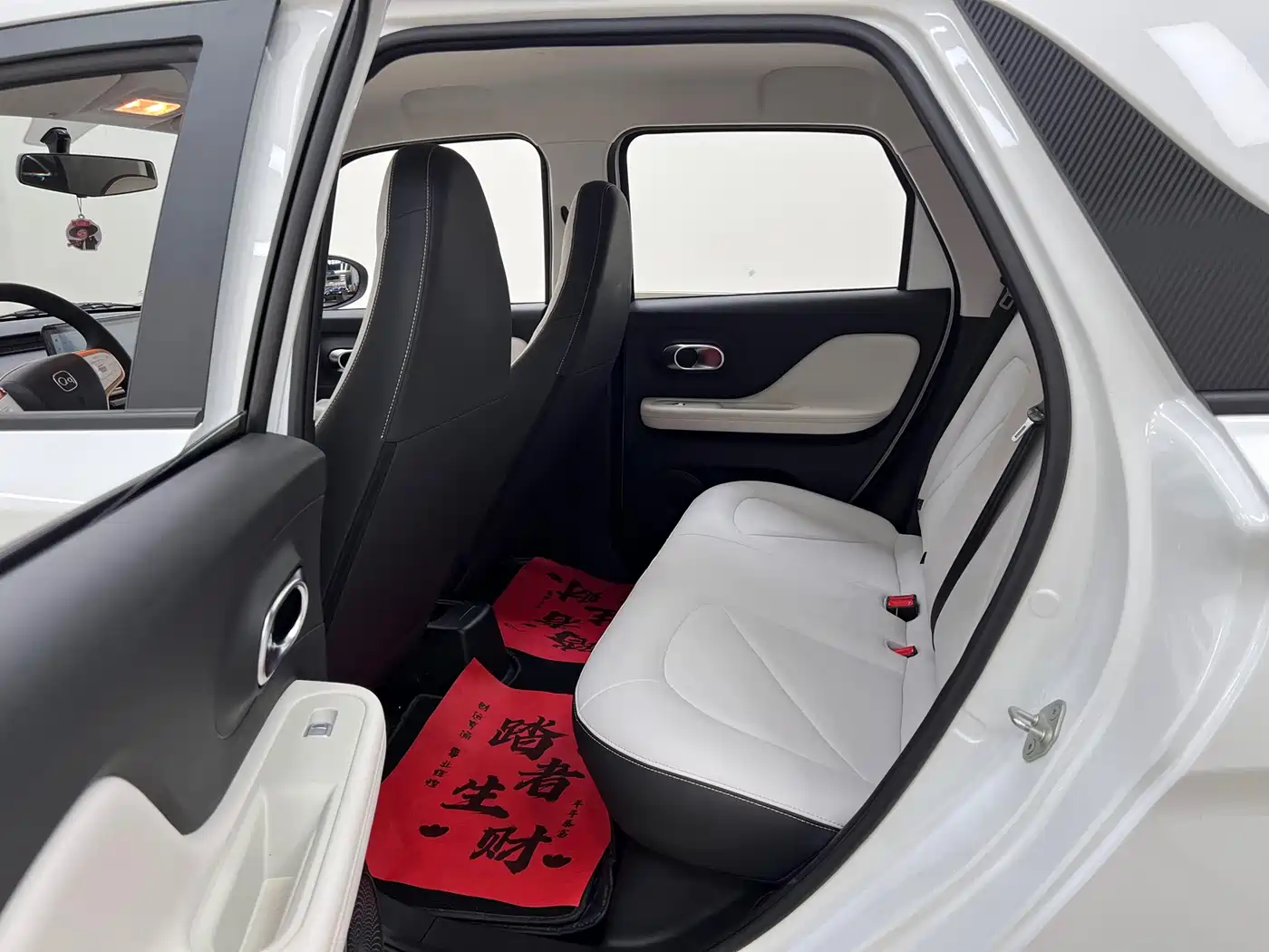 QQ New Energy Duomi 2026 2025 405km Comfort Edition