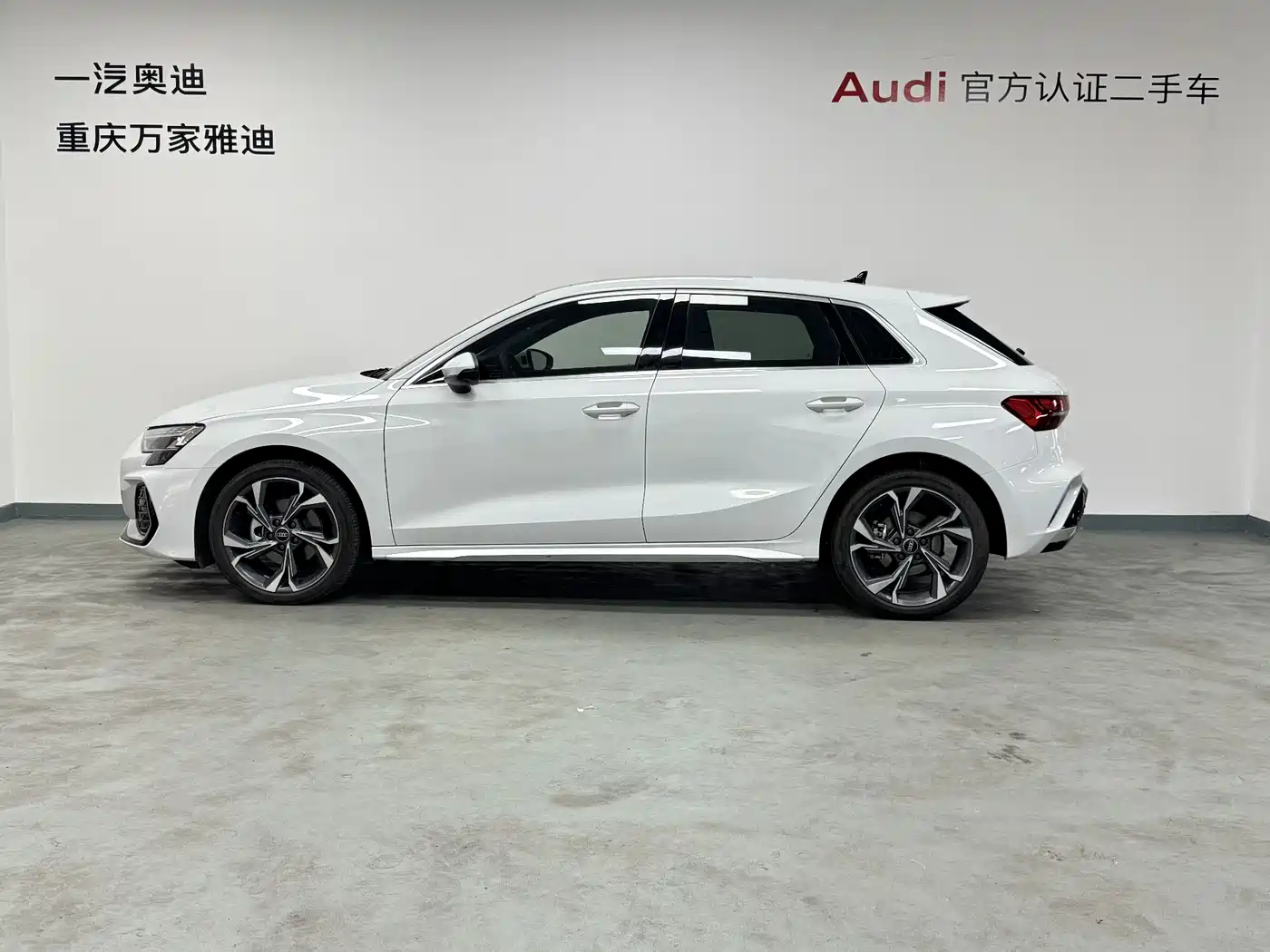 Audi A3 2025 Sportback 35TFSI Flying Premium фото 5