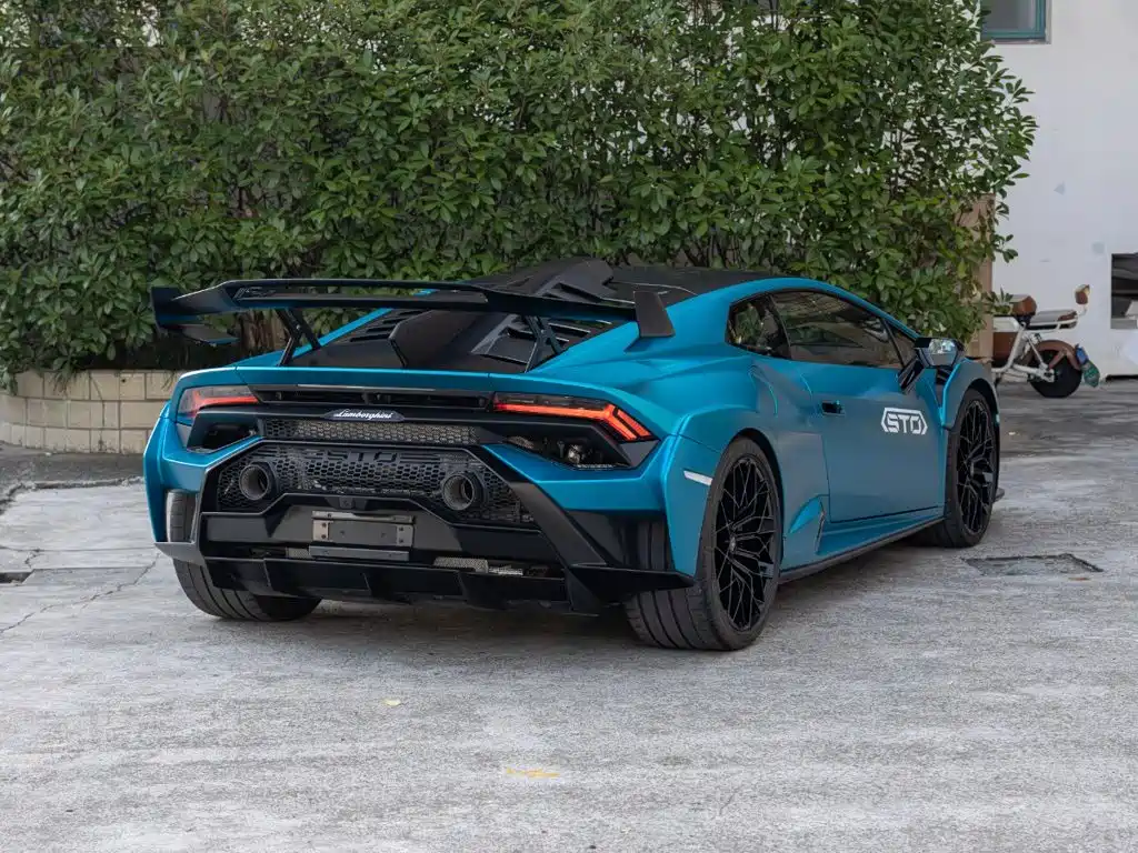 Lamborghini Huracán 2023 2021 Huracán STO