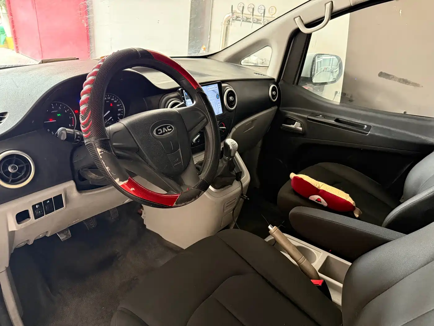 JAC Refine M3 2022 2022 PLUS IKEA Edition 1.8L Comfort Model
