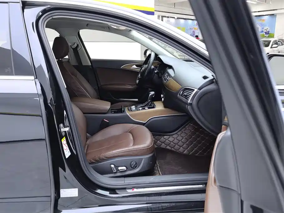Audi A6L 2018 30th Anniversary 30 FSI Style фото 8