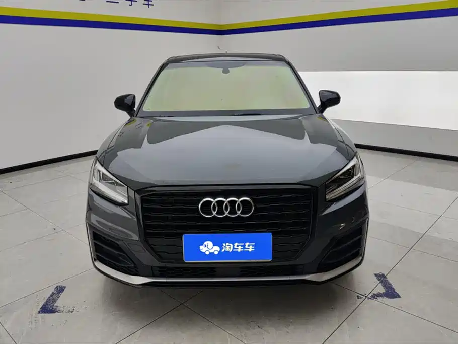 Audi Q2L 2018 35 TFSI Launch Exclusive Edition China VI фото 2