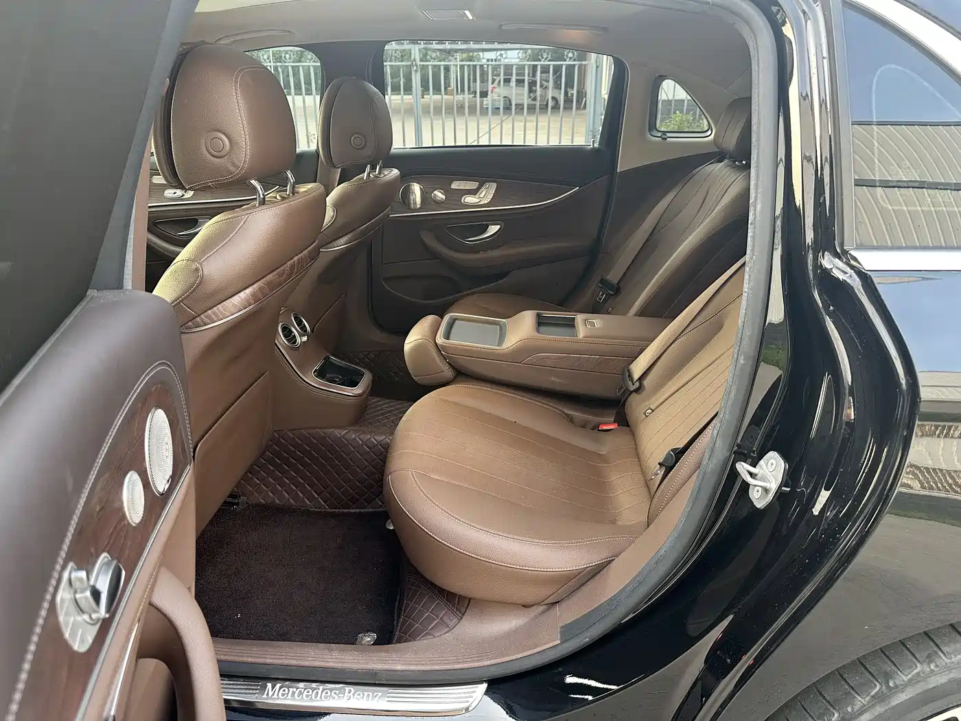 Mercedes-Benz E-Class 2021 Facelift E 300 L Sport Luxury фото 7