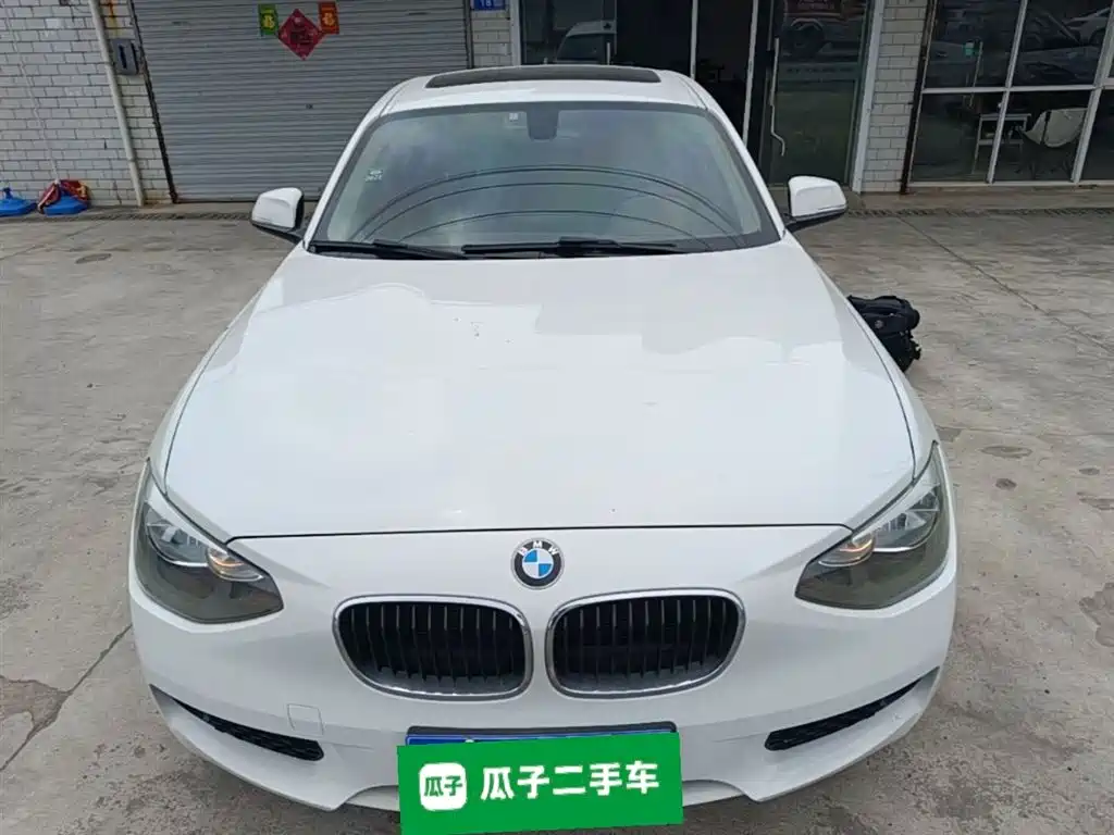 BMW 1 Series (Import) 2013 Facelift 116i Leading Model фото 3
