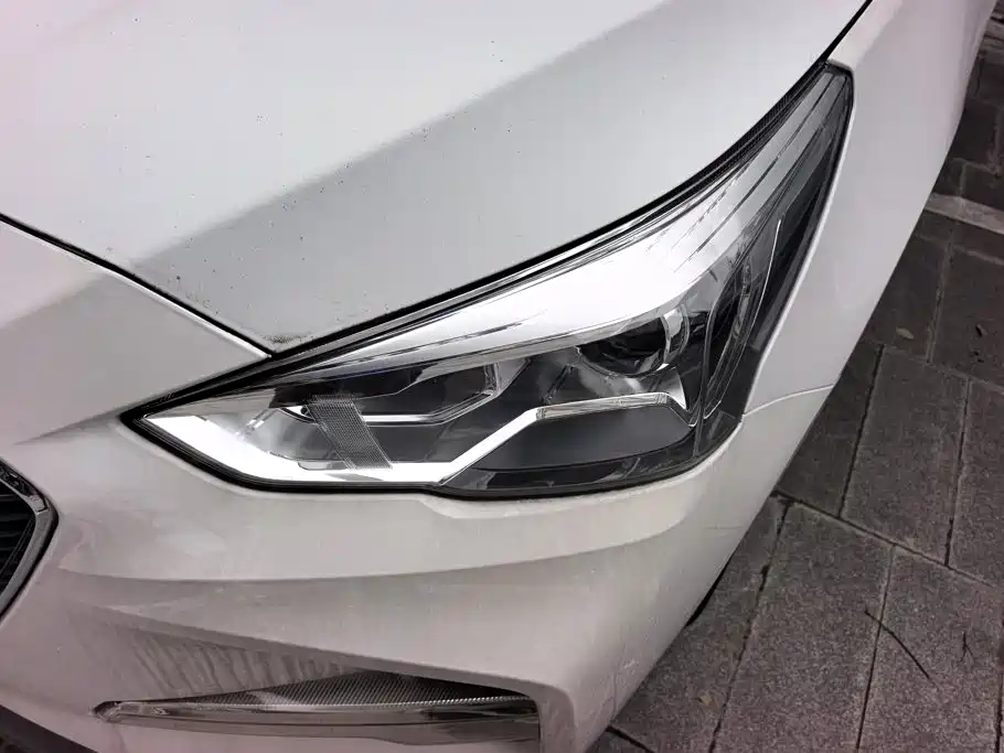 Haval M6 2018 2018 1.5T DCT 2WD Elite