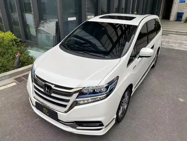 Honda Elysion 2019 2.0L Hybrid Luxury Edition