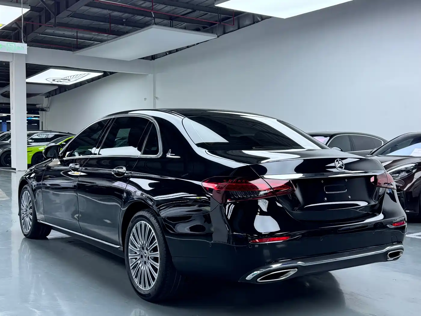 MERCEDES-BENZ E CLASS