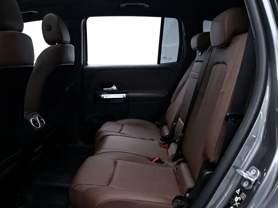 Mercedes-Benz GLB 2024 GLB 220 Fashion фото 14