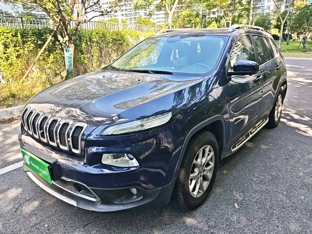 Jeep Cherokee 2016 — пригон из Китая