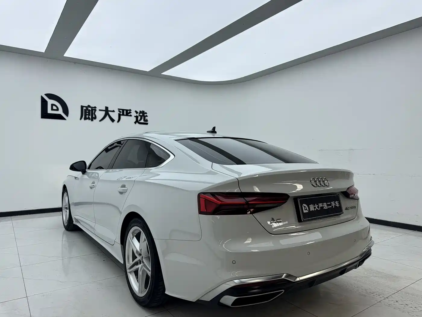Audi A5 (Import) 2023 Sportback 40 TFSI Fashion Dynamic фото 3
