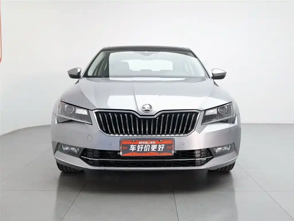 Škoda Superb 2016 TSI330 DSG Smart Edition фото 3
