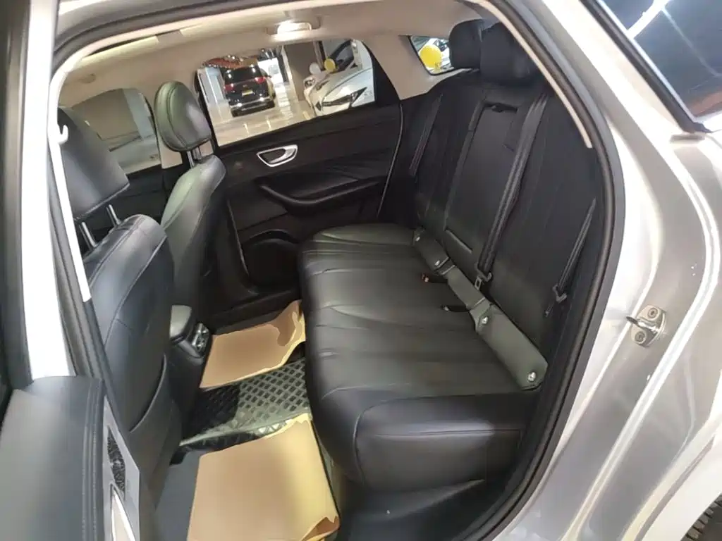 Roewe D7 2025 2025 DMH 125km World Champion Excellence Edition