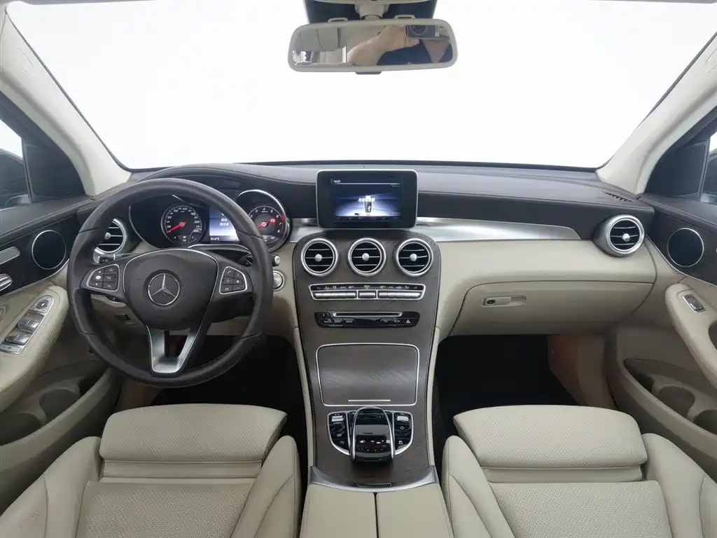 Mercedes-Benz GLC 2017 GLC 300 4MATIC Dynamic фото 5