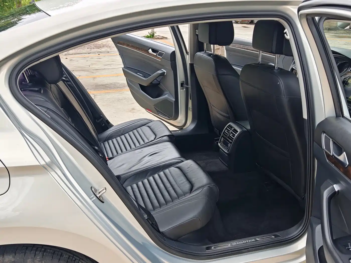 Volkswagen Magotan 2018 Facelift 330TSI DSG Luxury фото 20