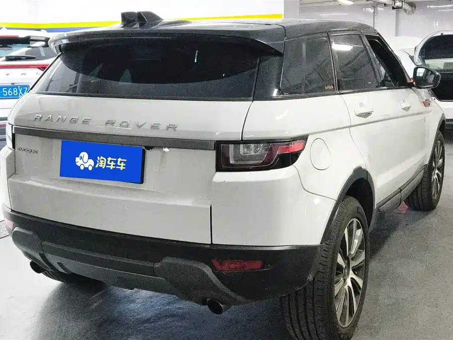 Land Rover Range Rover Evoque 2017 2.0T SE Smart Shine Edition фото 3