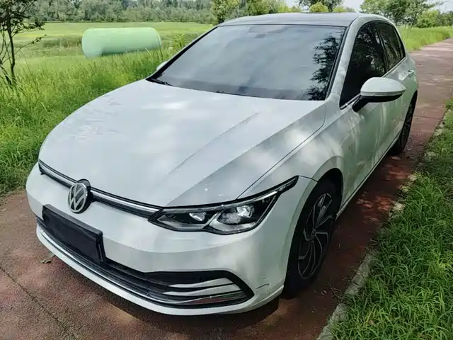 Volkswagen Golf 2022