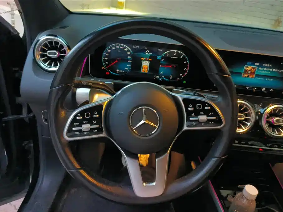 Mercedes-Benz GLB 2020 Facelift GLB 200 Style фото 15