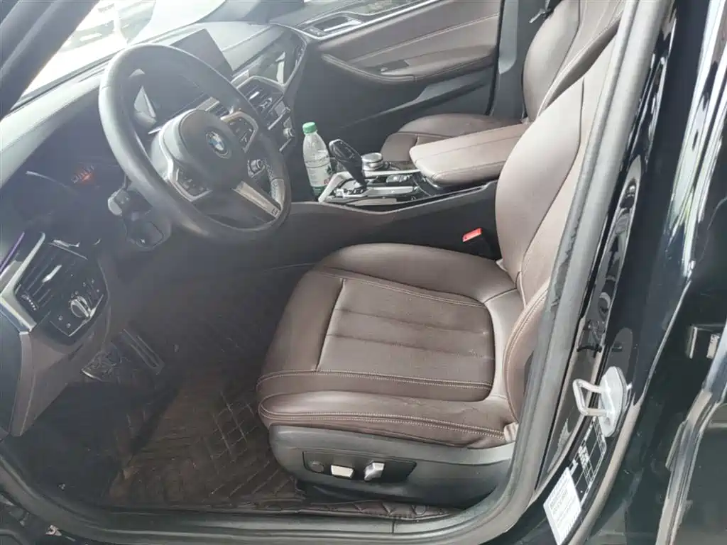 BMW 5 Series 2019 525Li M Sport Package фото 15