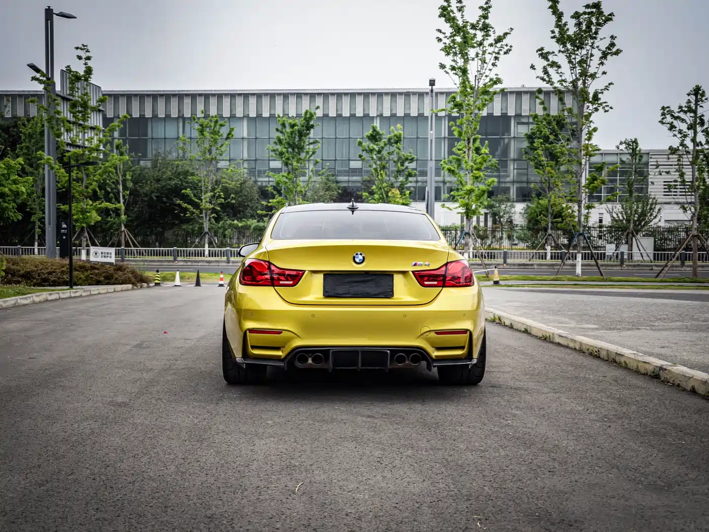 BMW M4 2014 M4 Coupe фото 8
