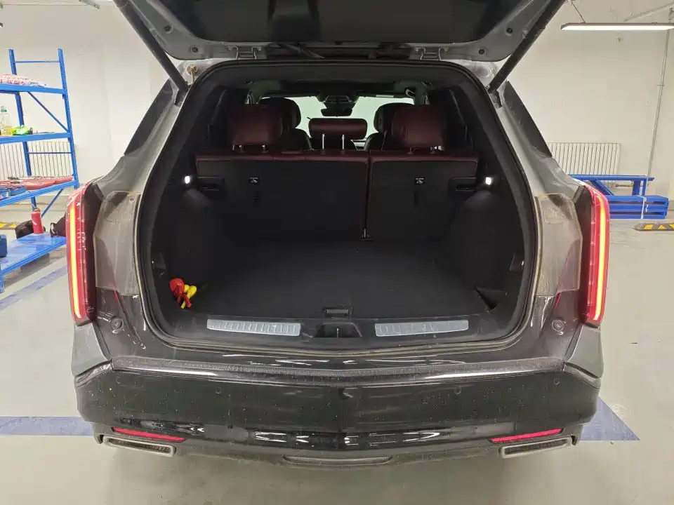 Cadillac XT5 2025 2025 Model 2.0T Platinum